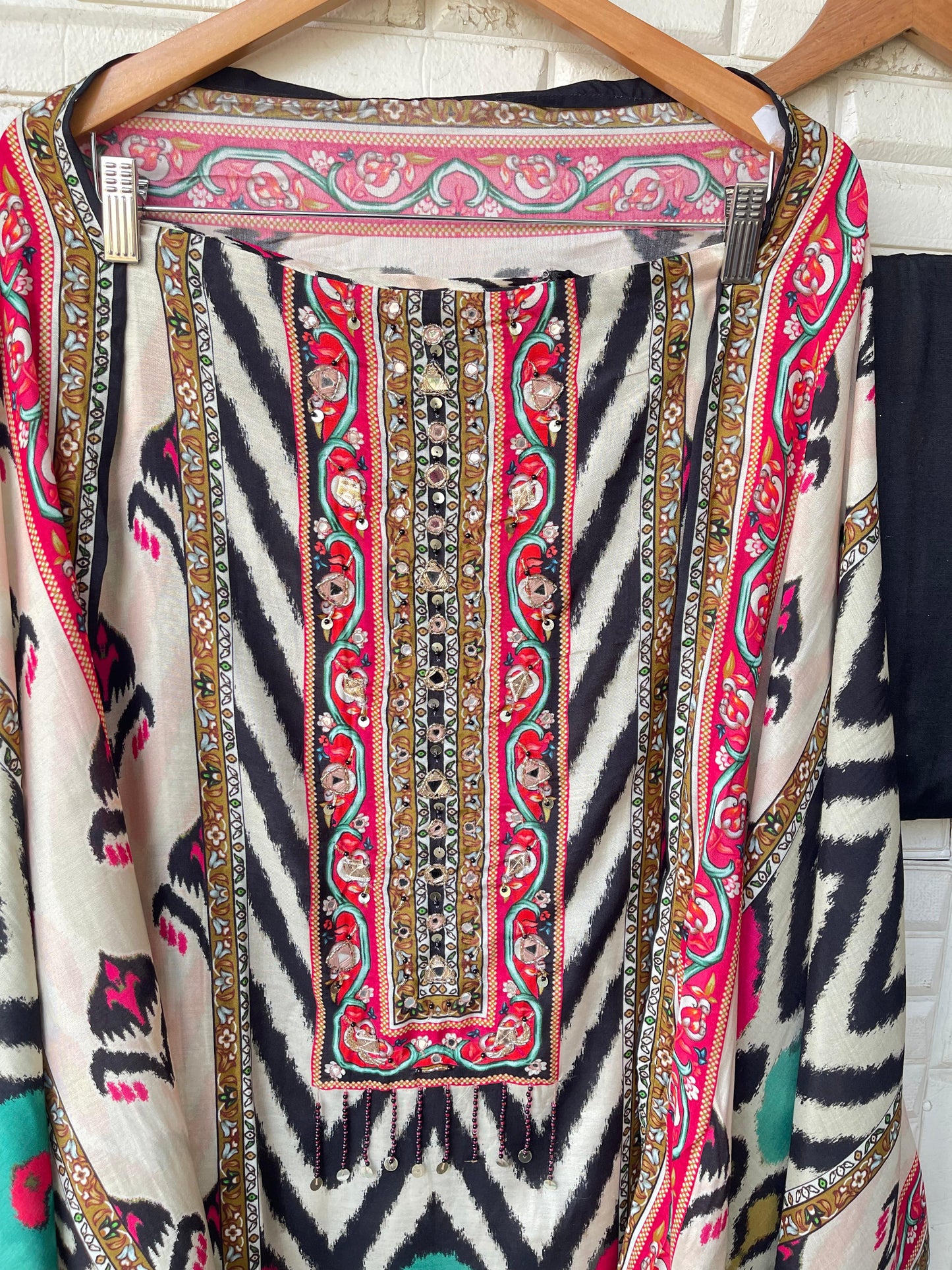 Ikkat Printed Muslin Unstitched Ladies Suit RC-18401