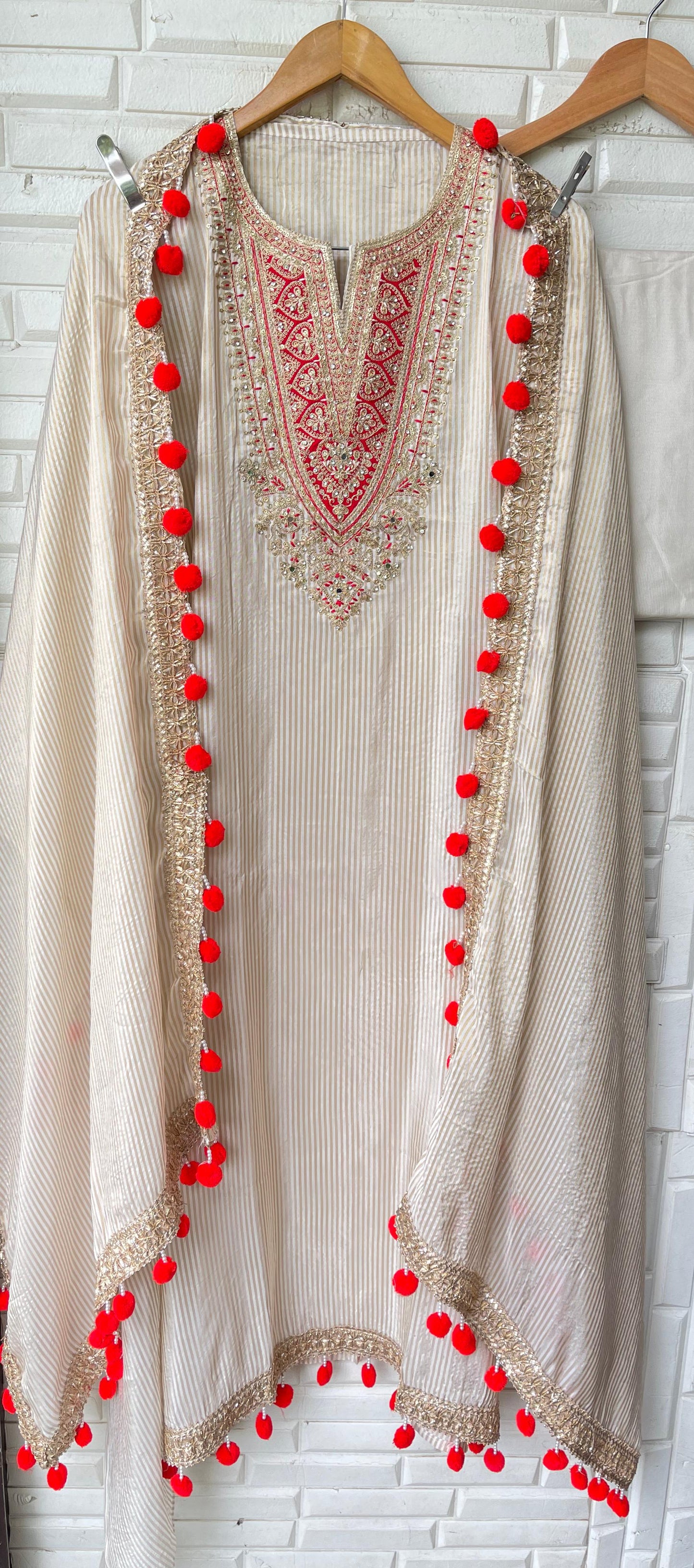 Banarasi self shimmer silk unstitched ladies suit Rc17764