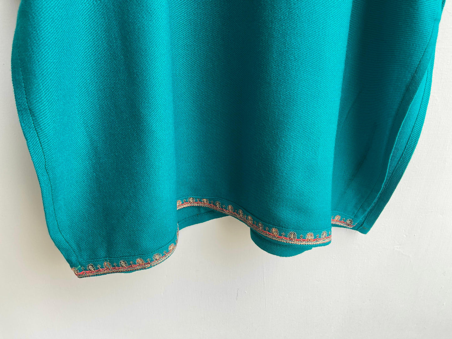 Kashmiri pheron readymade ladies kurta Rc18183