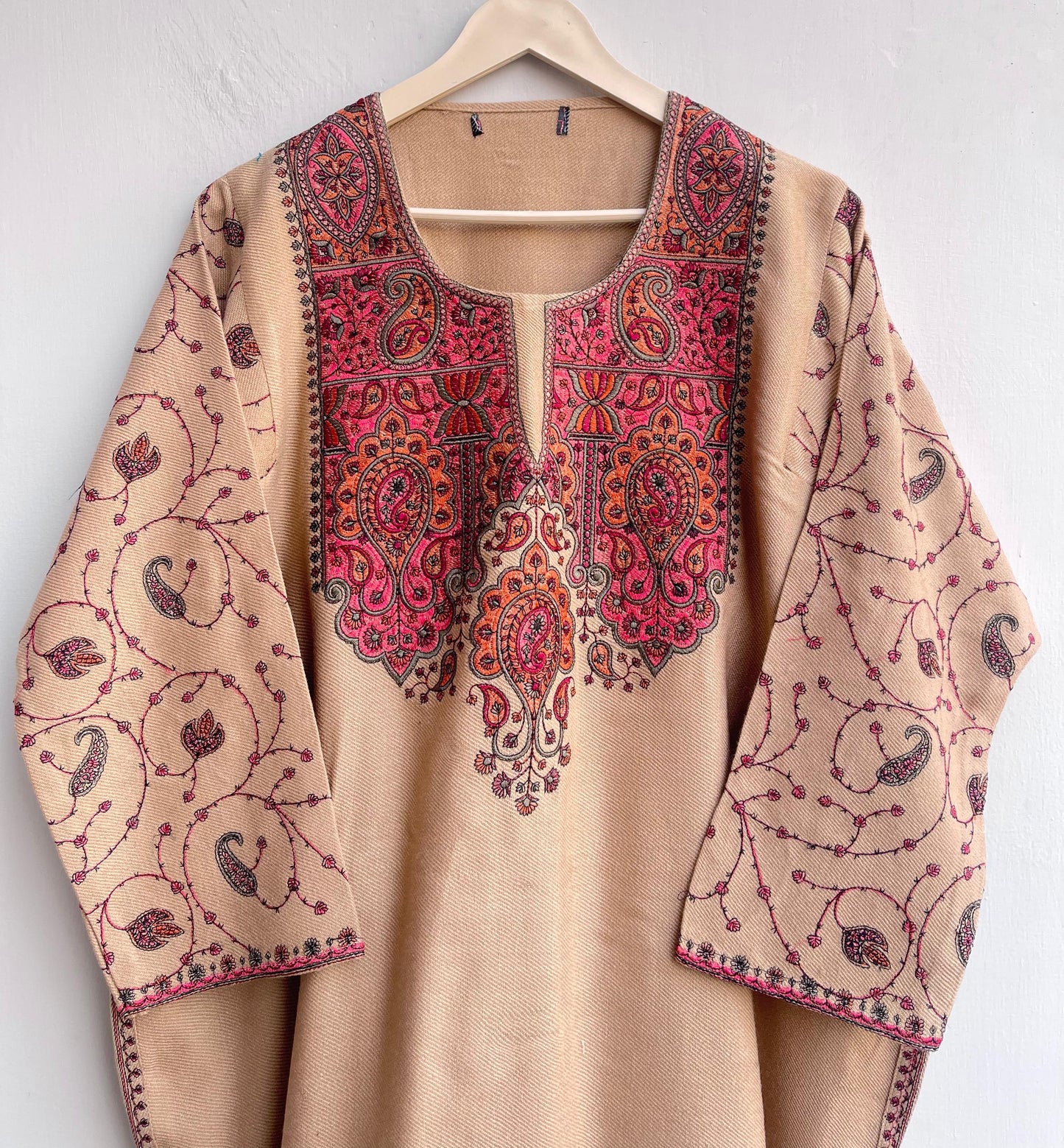 Kashmiri woolen pheron readymade ladies coord set Rc18249