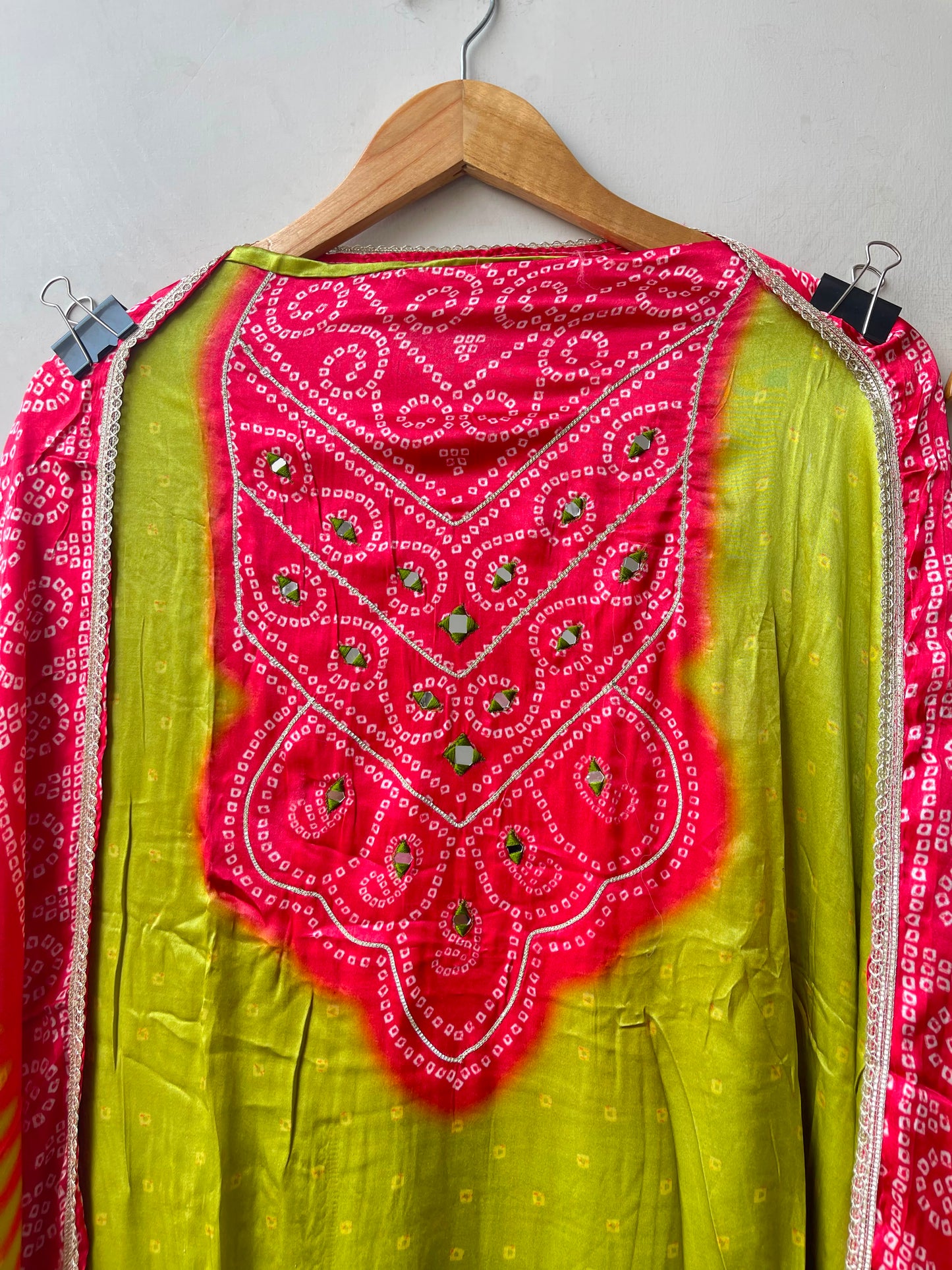 Gajji silk printed unstitched ladies suit Rc19236 (b)