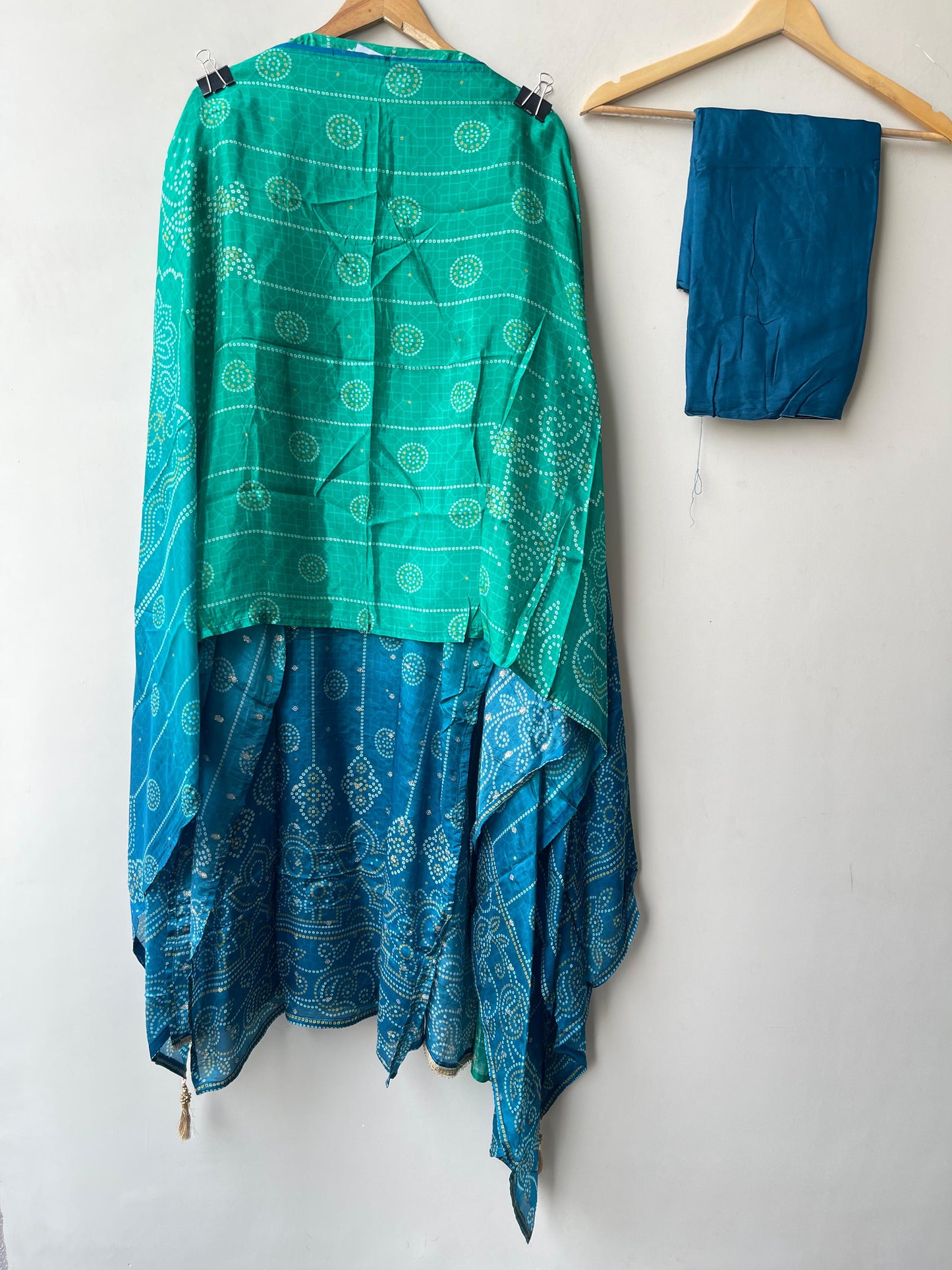 Double shaded banarasi ladies unstitched printed suit Rc19324