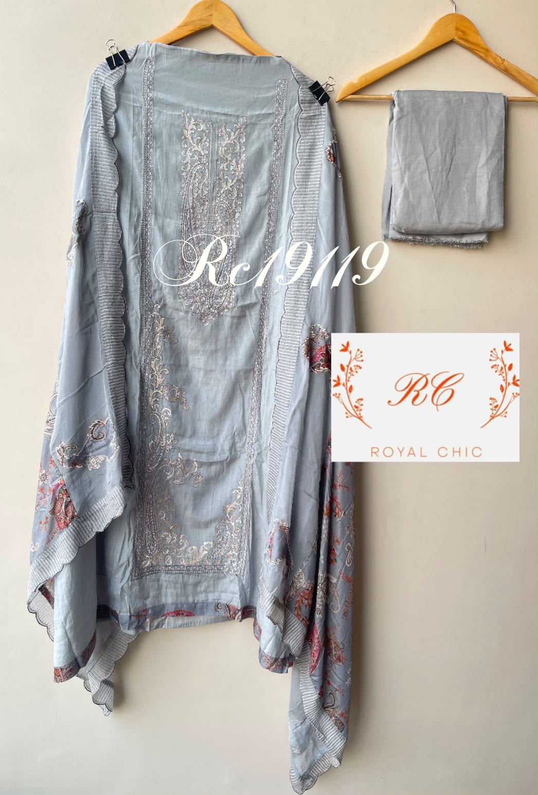 Mul chanderi unstitched ladies suit Rc19119
