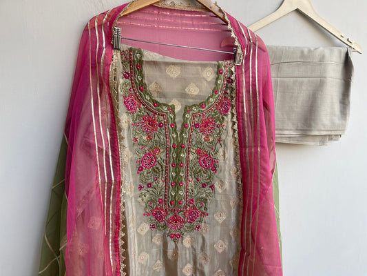 Banarasi silk unstitched ladies suit Rc18506