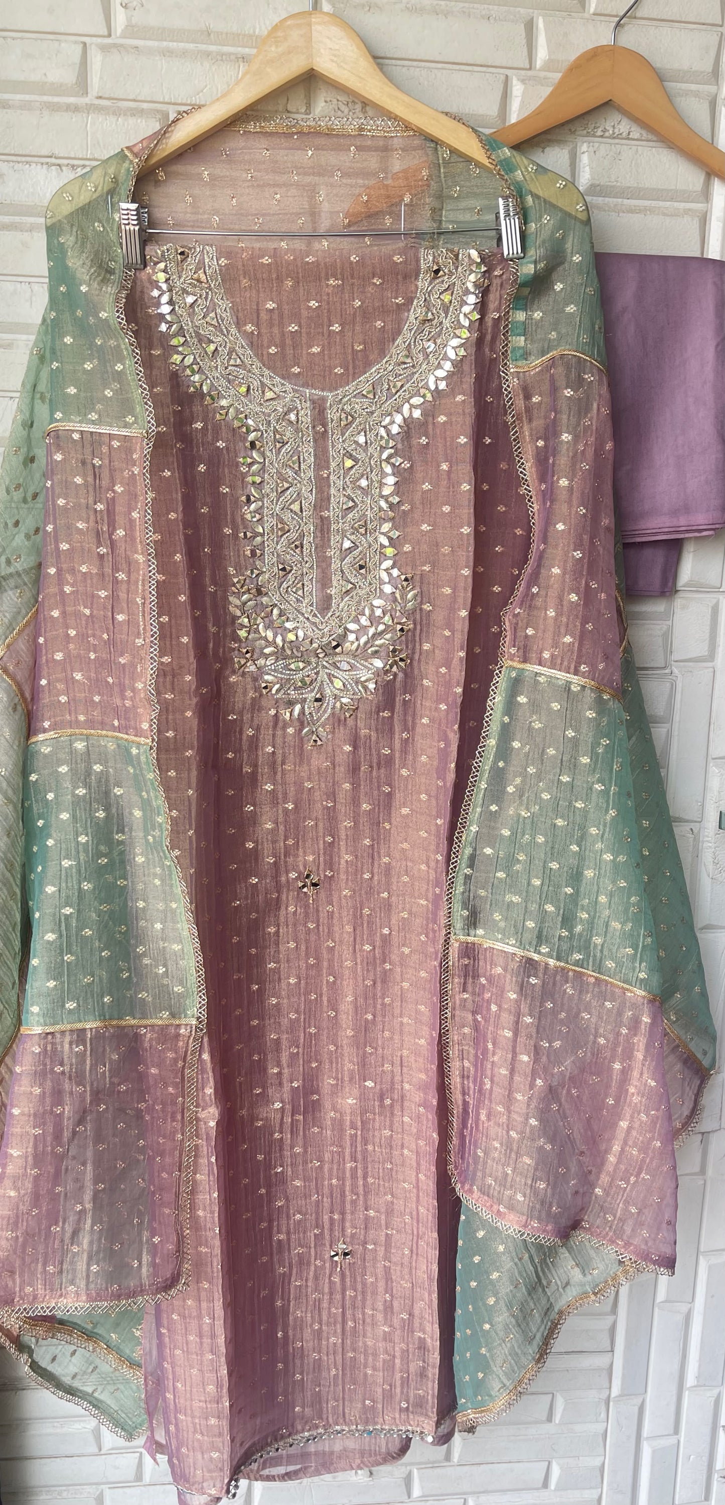 Banarasi shimmer glass organza unstitched ladies suit Rc19295 (a)