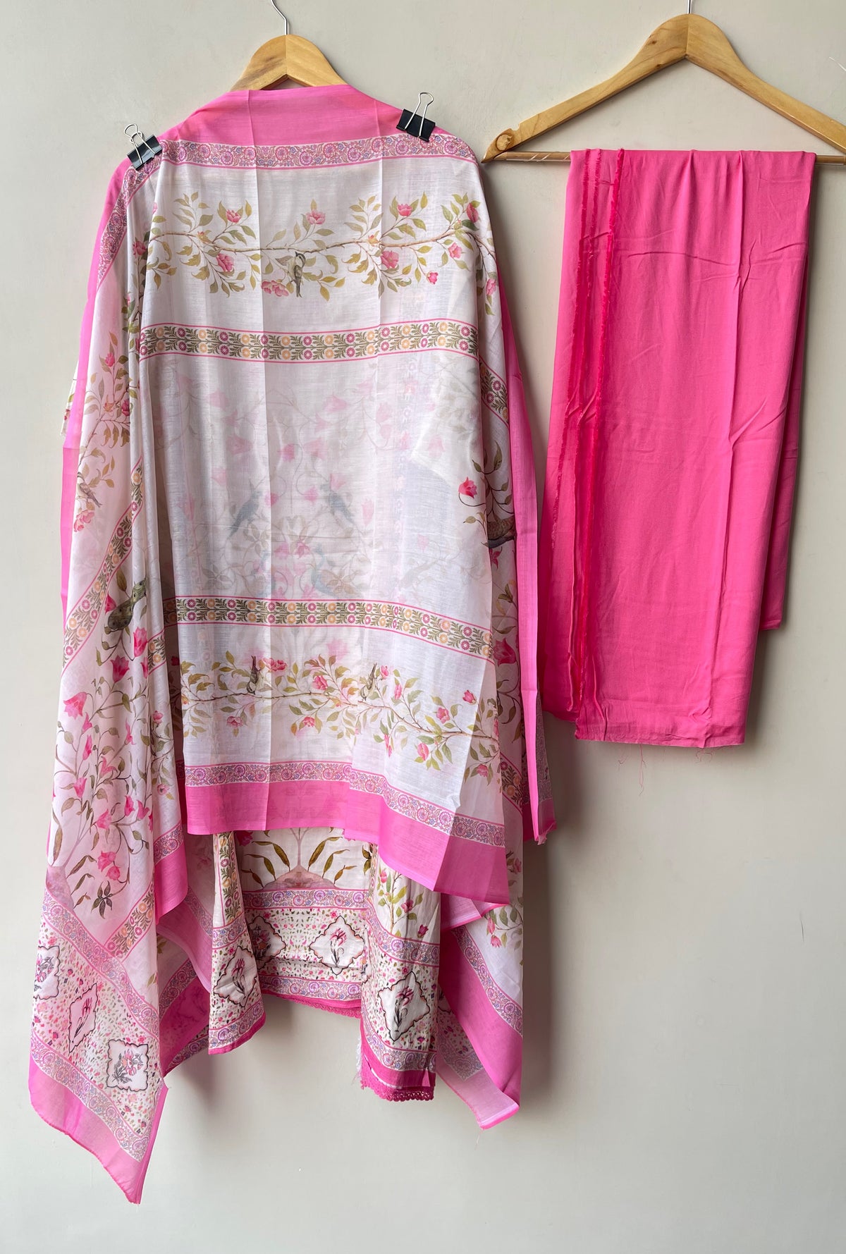 Premium Cotton Printed Unstitched 3pcs Designer Suit Set