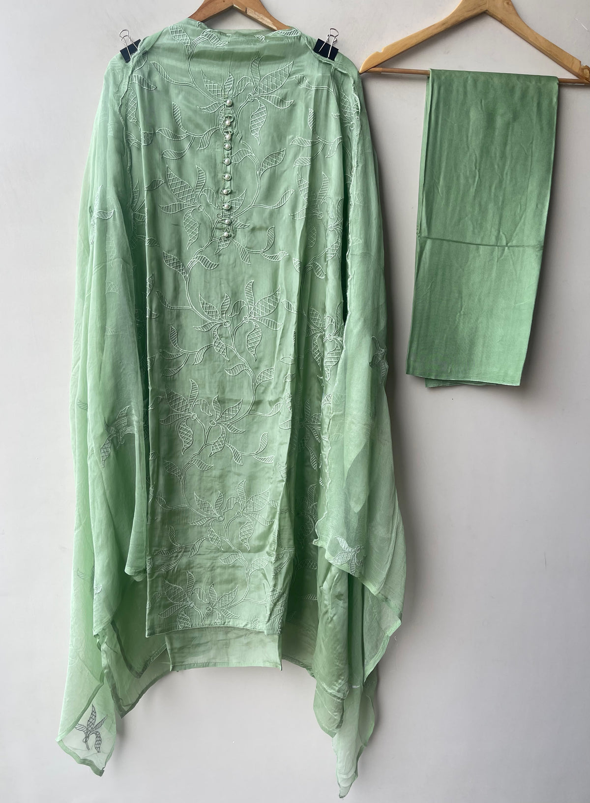 Premium Glass Organza Unstitched 3 Pcs Designer Suit Set
