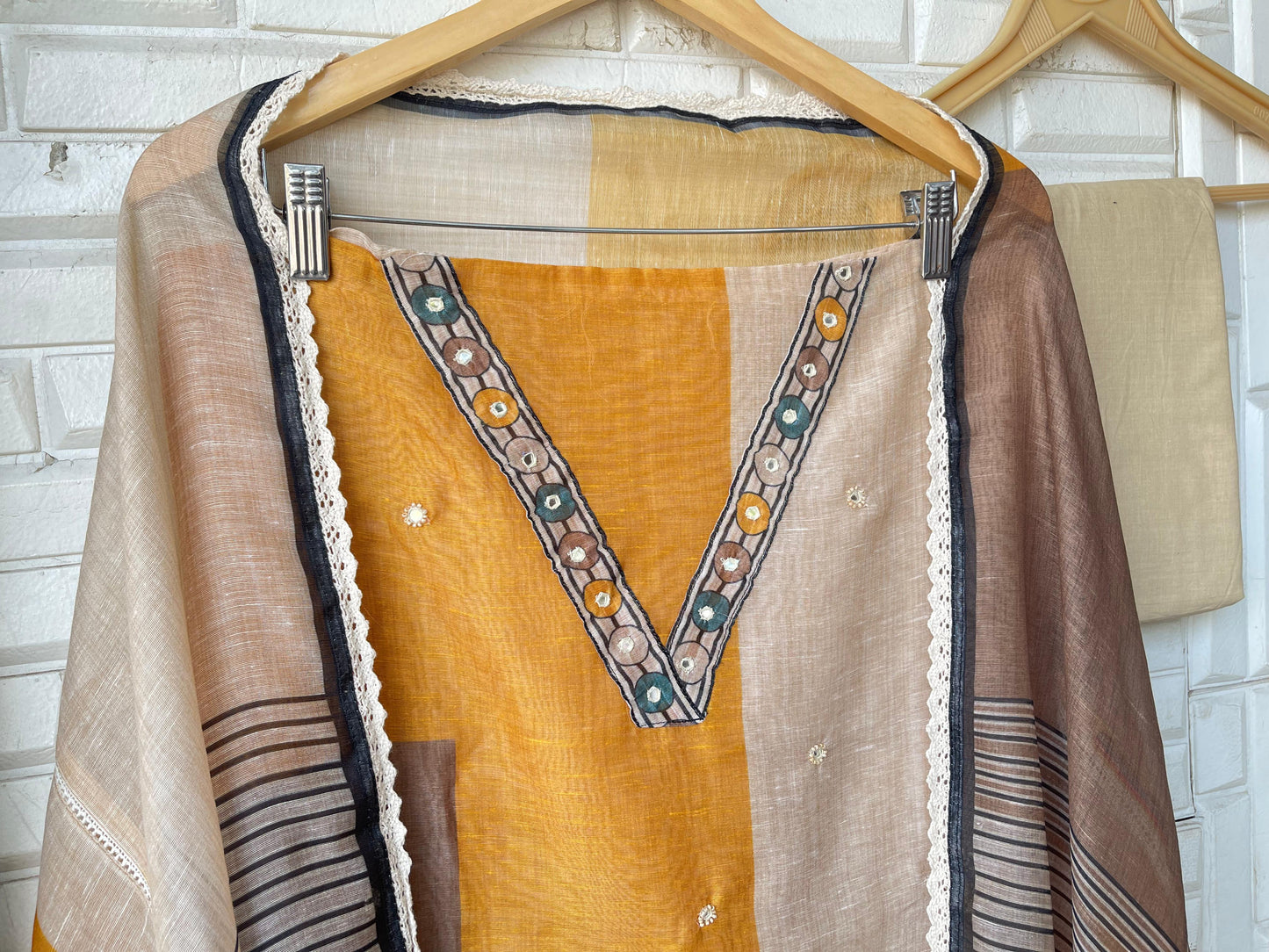 Soft Mul Chanderi Unstitched Ladies Suit RC-18413