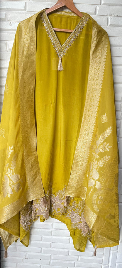 Silk fabric unstitched ladies suit Rc17833 (b)