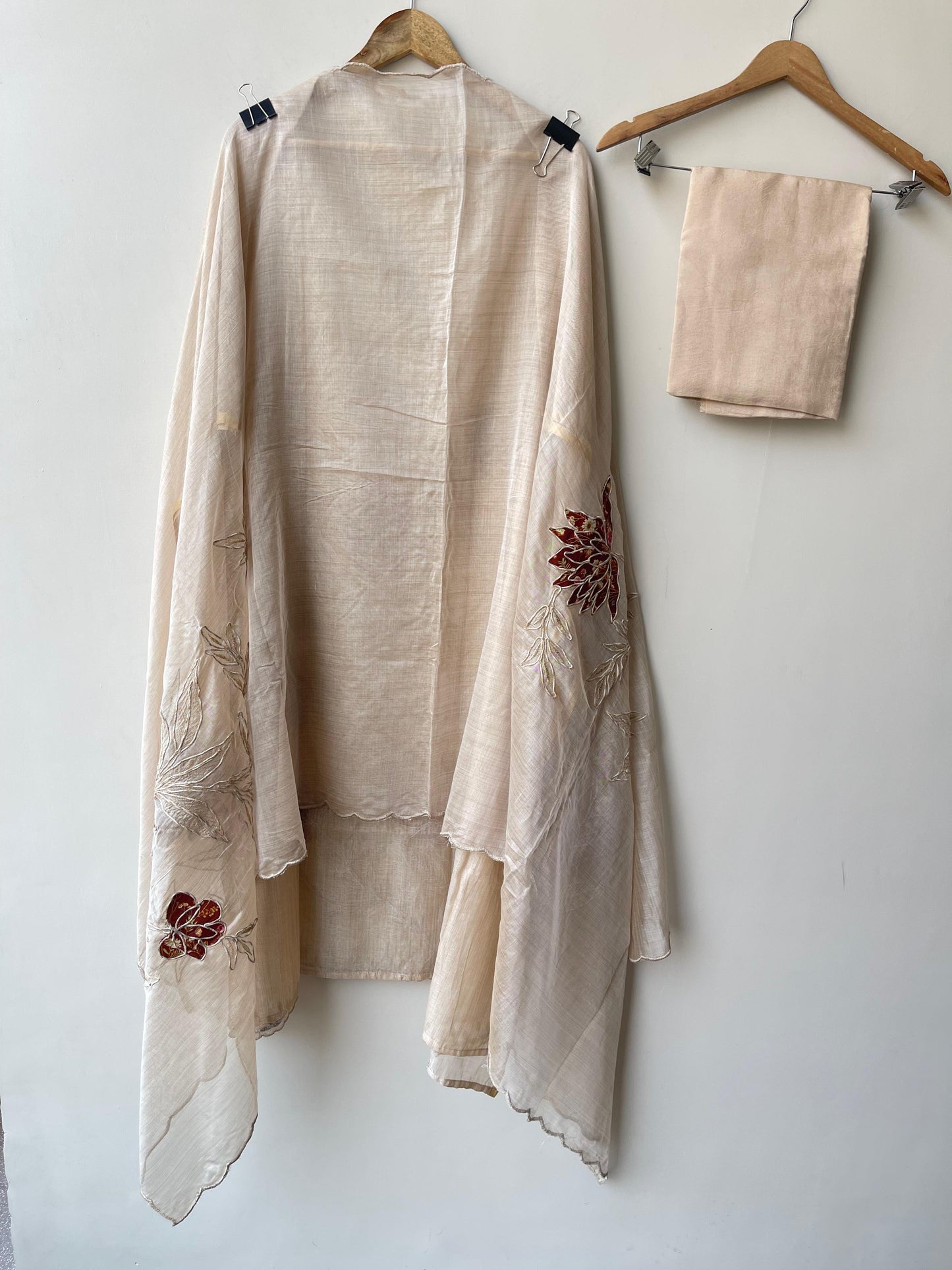 Mul chanderi unstitched ladies suit Rc18924 (c)
