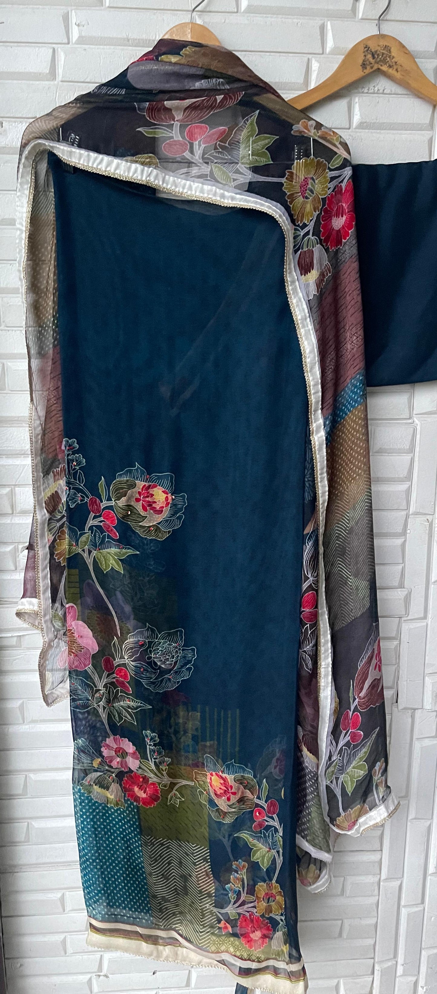 Burberry unstitched ladies suit Rc17619 (a)