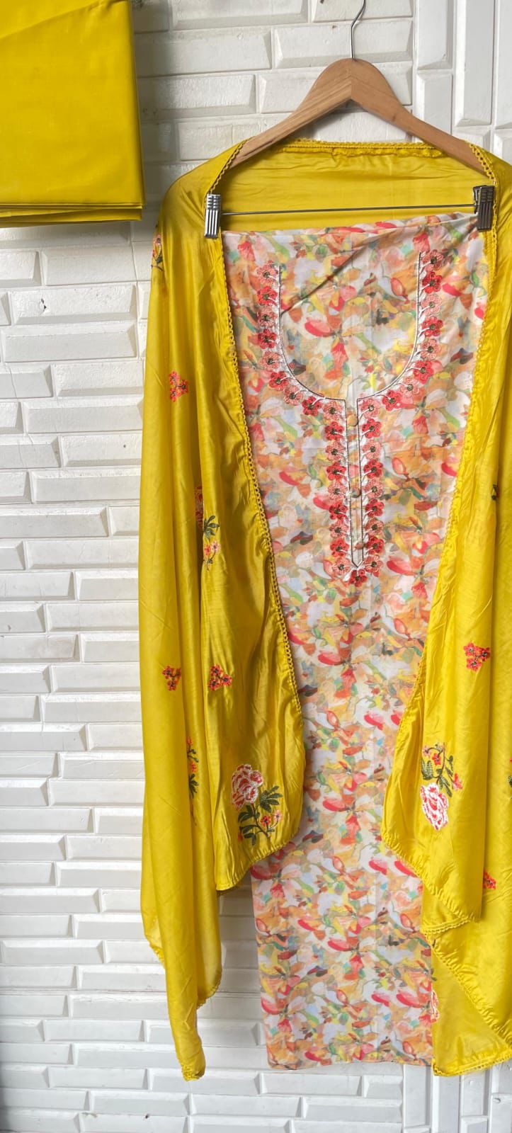 Cotton Printed Unstitched Ladies suit Rc17263