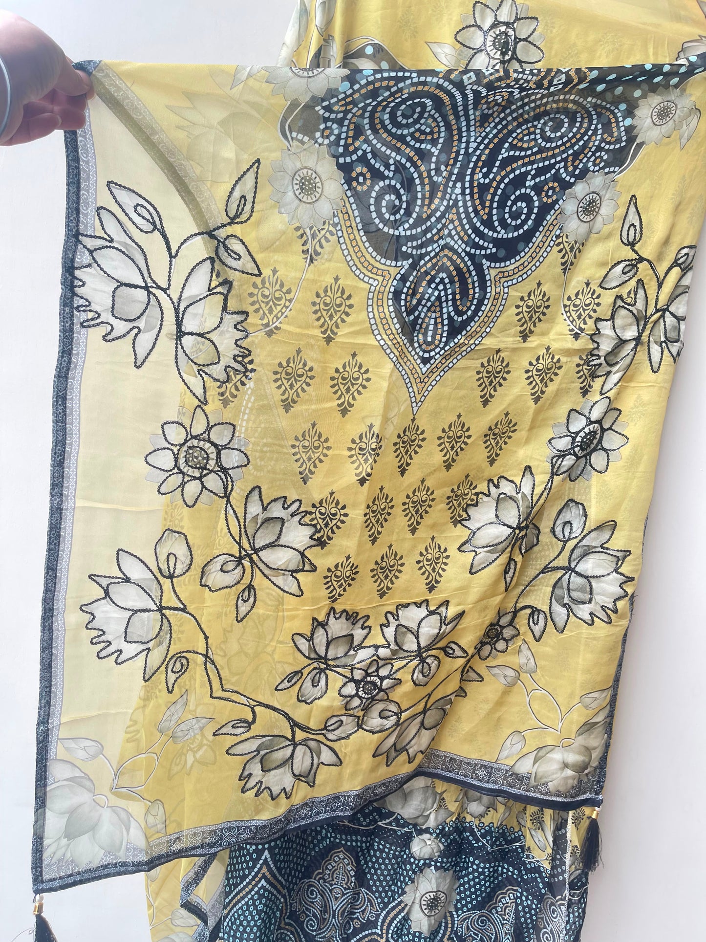Organza printed unstitched ladies suit Rc19225