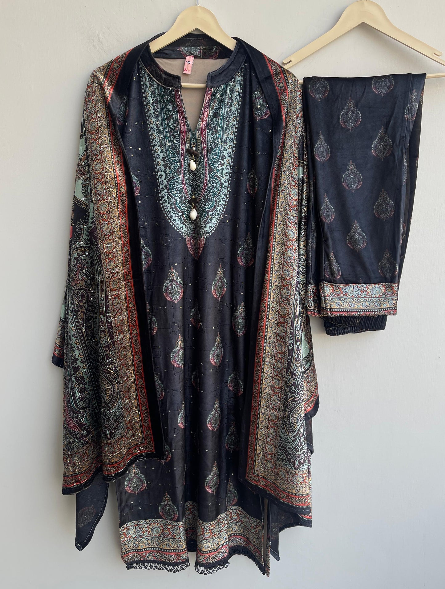 Micra velvet readymade ladies winter suit Rc18825