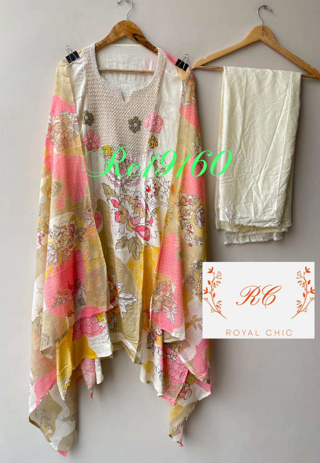 Soft cotton printed ladies unstitched suit Rc19160