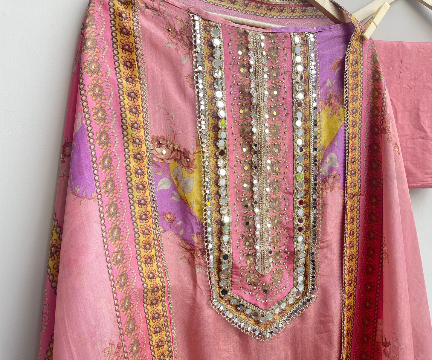 Shimmer silk unstitched ladies suit Rc17899