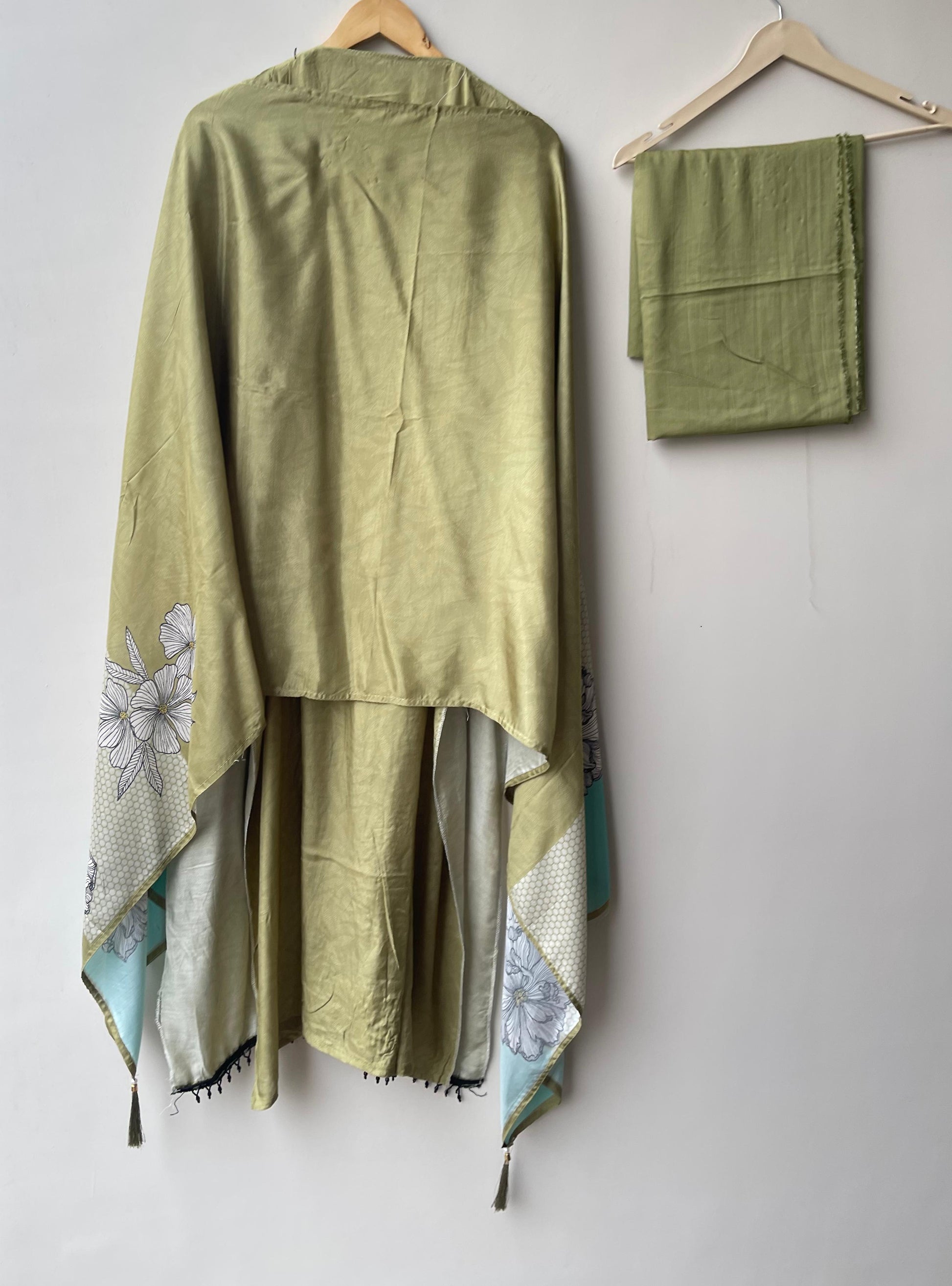 Satin Crepe Printed Ladies Unstitched Suit RC-18765 – view 6