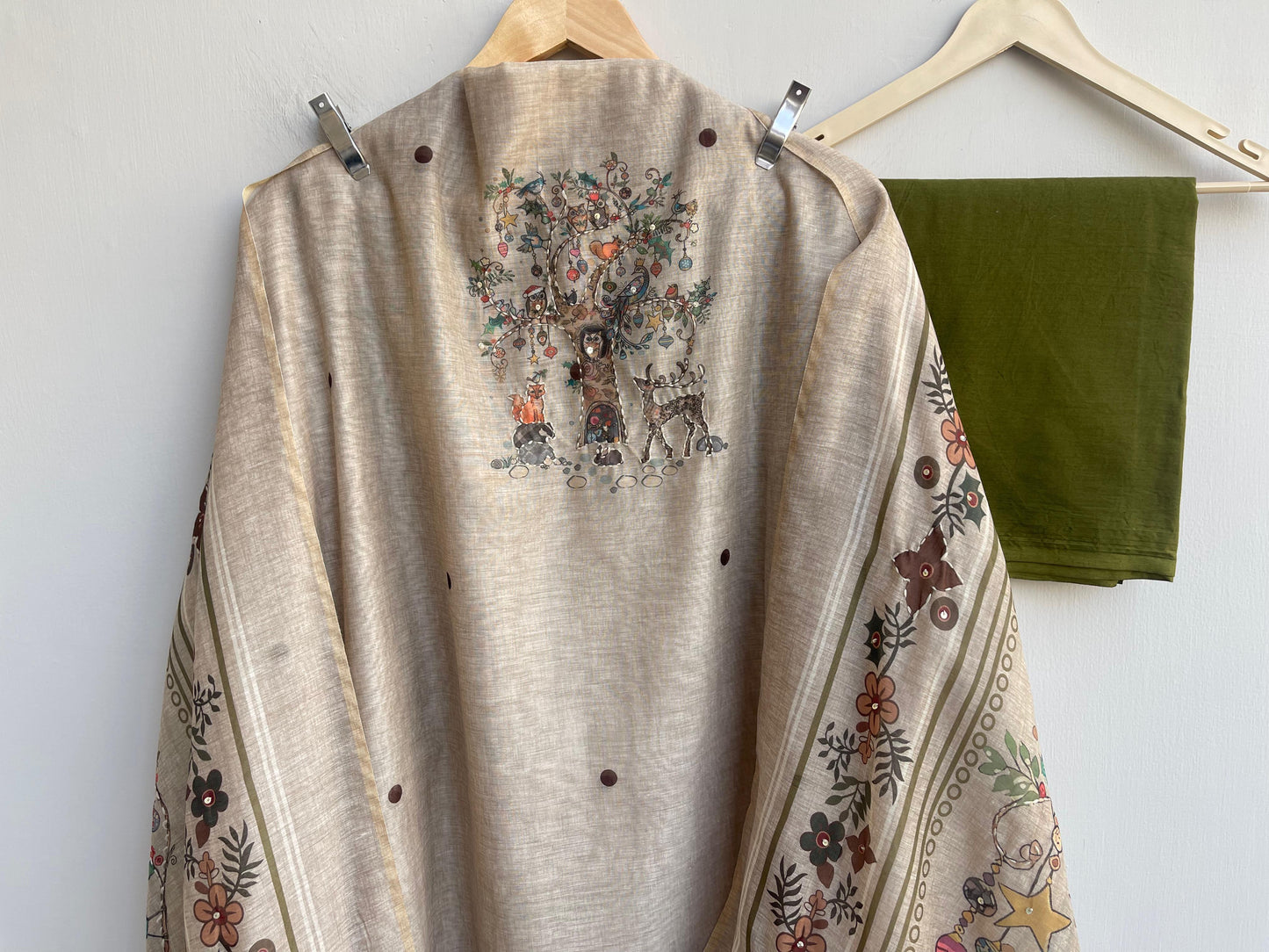 Mul Chanderi Unstitched Ladies Suit RC-18083
