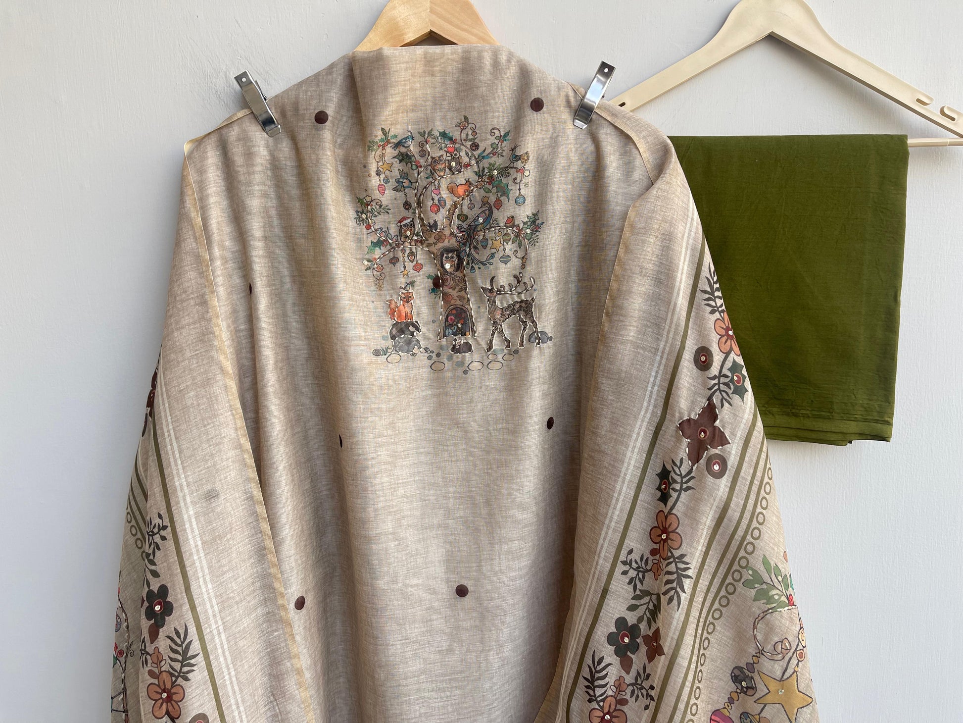 Mul Chanderi Unstitched Ladies Suit RC-18083