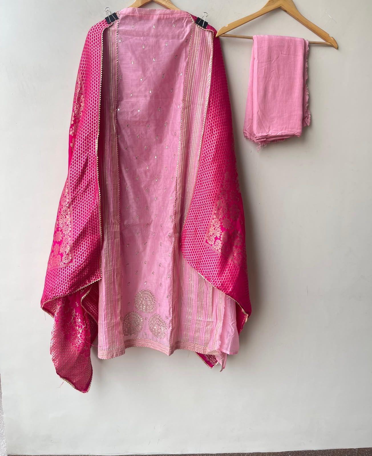 Shimmer chanderi unstitched ladies suit Rc19240
